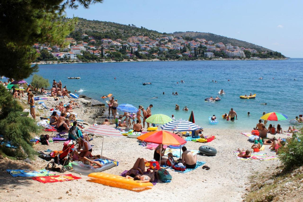 Apartments By The Sea Mavarstica, Ciovo - 12696 Трогир Экстерьер фото